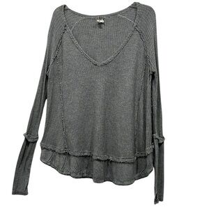 We the Free Gray Thermal Wide Flowy Shirt with Thumbholes